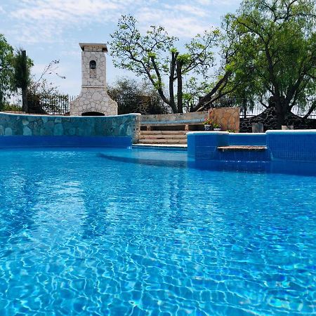Club Vergel Resort Bernal Exterior photo