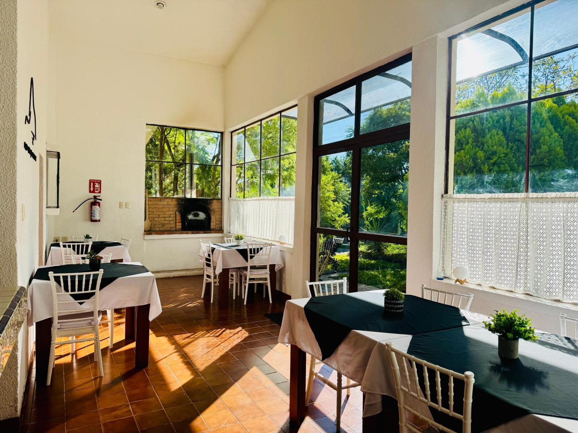 Club Vergel Resort Bernal Exterior photo